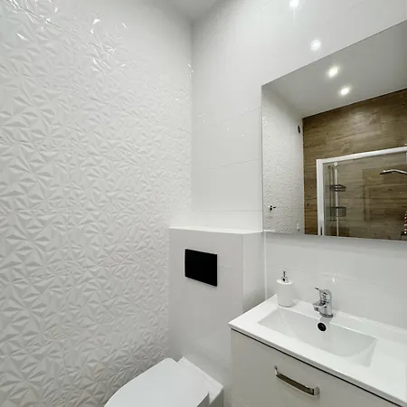 Lady Agnes Collection - Comfortable Sleep Up To 6 People Apartman
